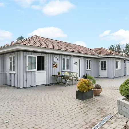 בית נופש Awesome In With Kitchen *